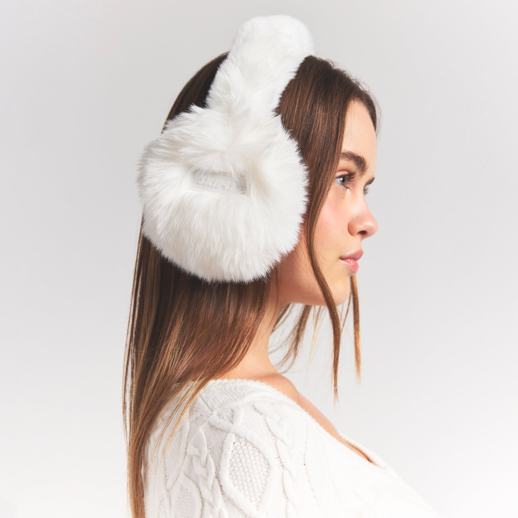 SKIMS Faux Fur Earmuffs | White | Accessories | SKIMS (US)