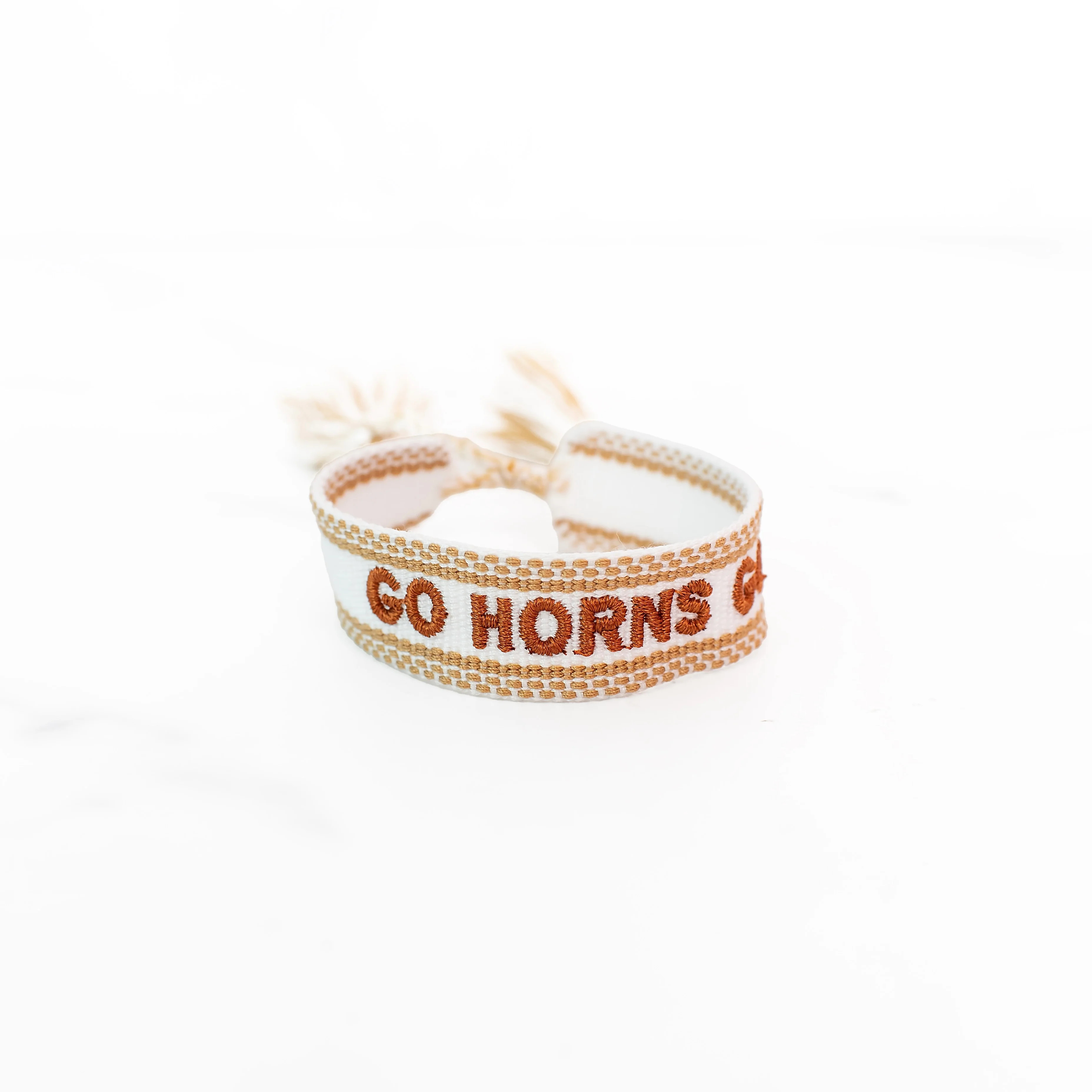 Go Horn Tassel Bracelet | Golden Thread