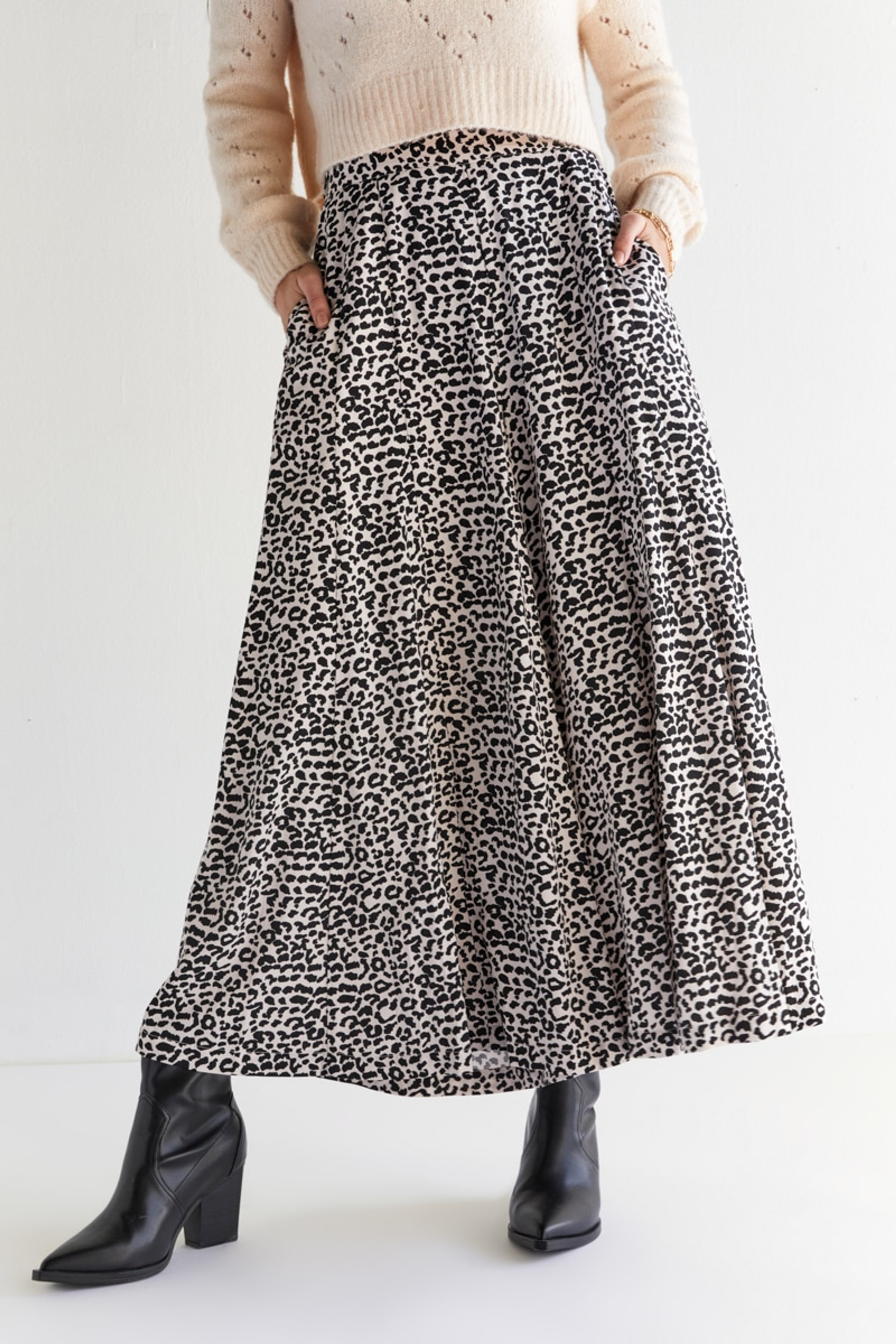 Jessie Leopard Print Wide Leg Pants | Francesca's