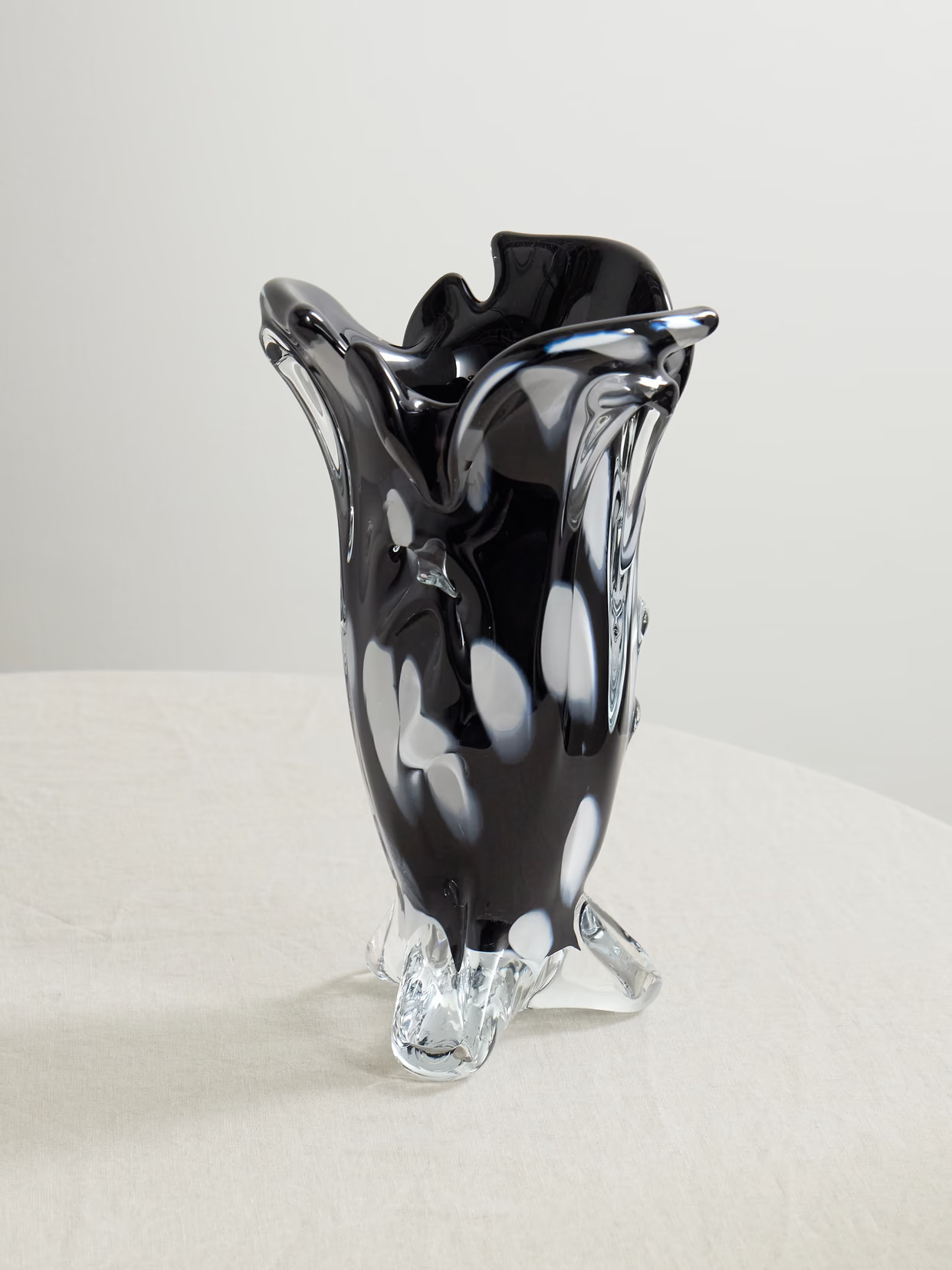 LOUISE ROE - Drape Glass Vase - Black | NET-A-PORTER (US)