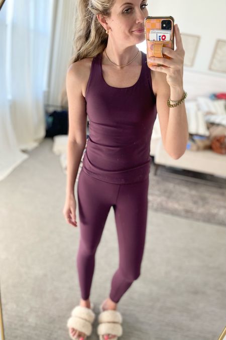 I am a HUGE fan of this athletic brand and so I was super excited to see it’s available at @walmart! #walmartpartner I loved this matching set for my hot yoga class this week. So comfy. Such great quality AND it dried quickly after an hour session in the 106 degree yoga room! Check out all the fun colors! 

#walmartfashion @walmartfashion

