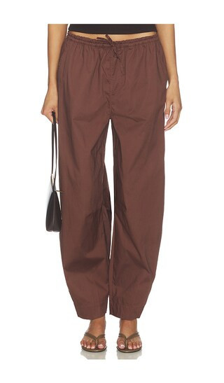 WeWoreWhat Pull On Balloon Pants in Chocolate. - size S | Revolve Clothing (Global)
