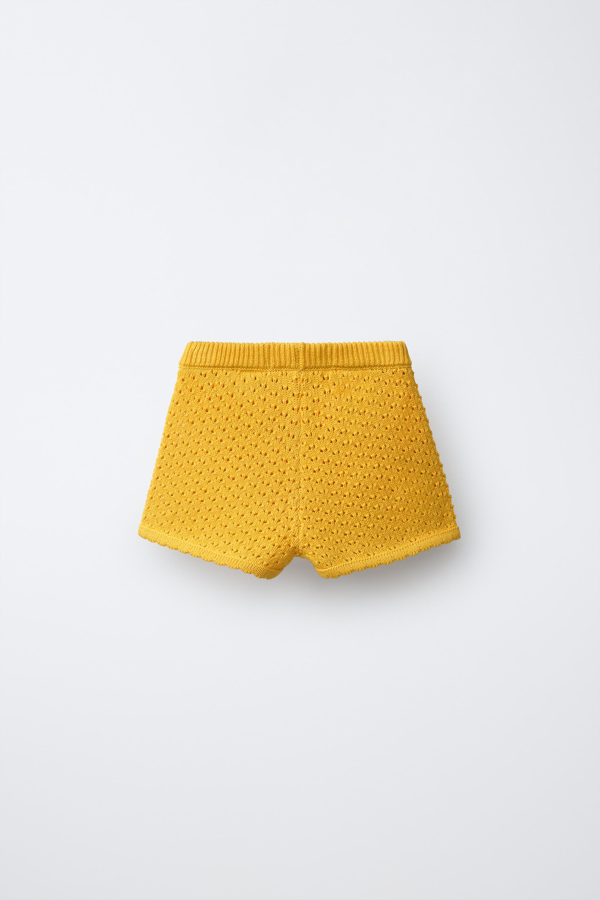 KNIT BERMUDA SHORTS WITH EMBROIDERED FLOWER | Zara UK