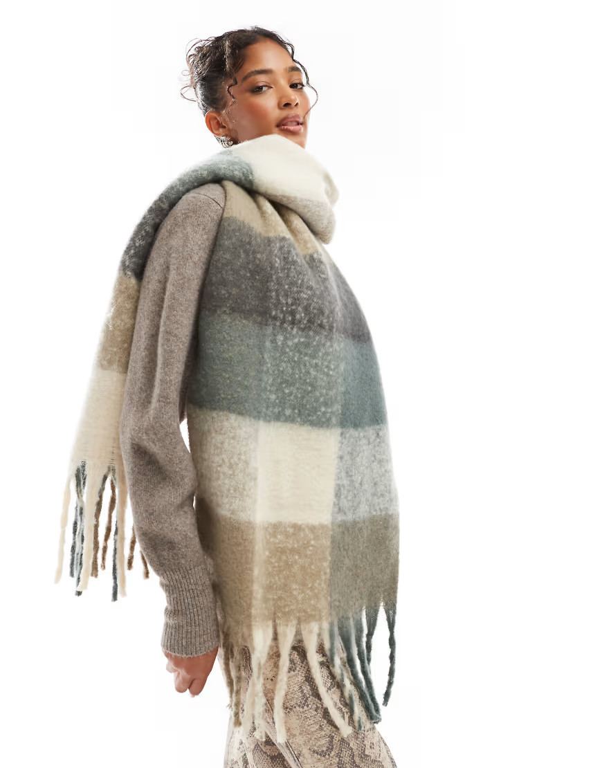 Vero Moda soft boucle scarf in neutral check | ASOS (Global)
