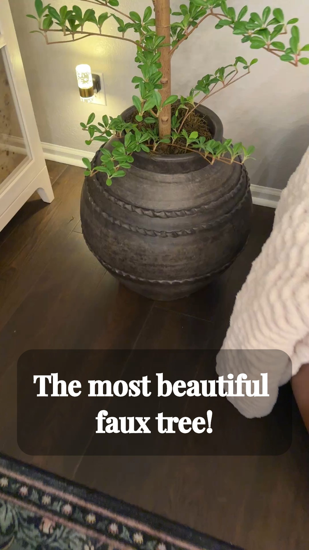 I am loving the shape of this faux tree. It feels so well balanced in this oversized vase!

#LTKHome #LTKvlog