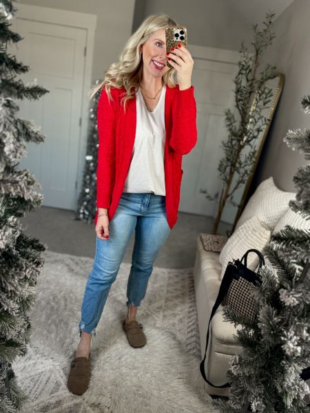 Daily try on, Walmart outfit, Walmart fashion, Walmart try on, red cardigan, chenille cardigan 

Medium! Size up if between!

#LTKHoliday #LTKstyletip #LTKfindsunder50