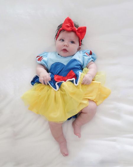 Baby girl Snow White costume dress 

#LTKbaby #LTKfindsunder50 #LTKSeasonal