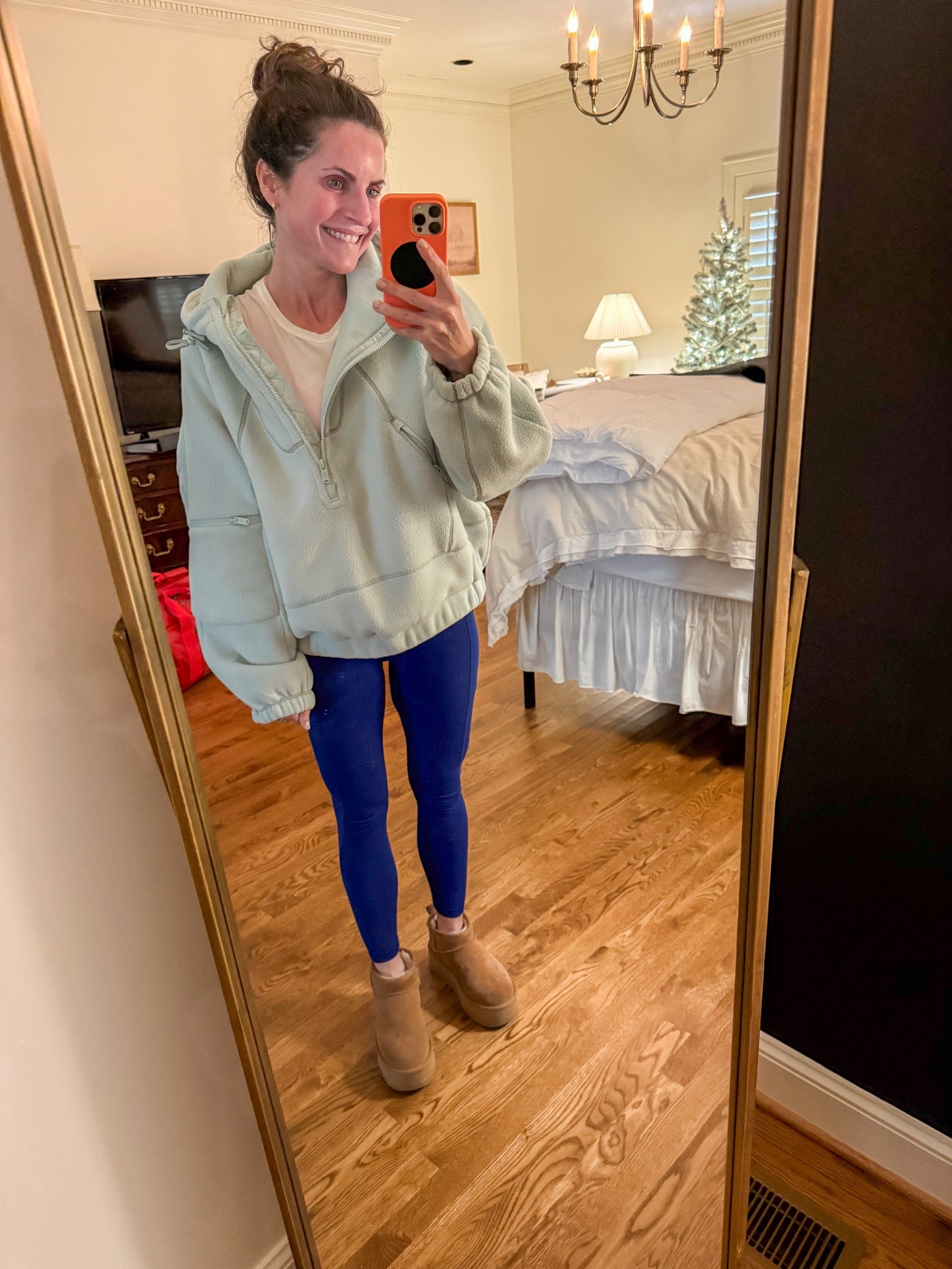 Not sure if this color is still available but so warm and comfy! Small in fleece and 4 in leggings TTS

#LTKOver40 #LTKHoliday #LTKGiftGuide