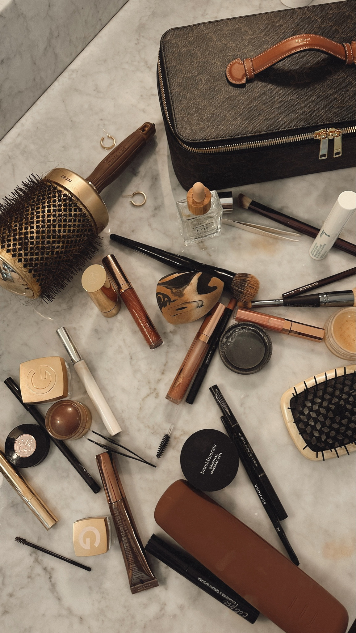 Products I use for my 5 minute makeup routine✨
Stylinbyaylin, aylin, makeup tutorial

#LTKStyleTip #LTKBeauty #LTKFindsUnder100