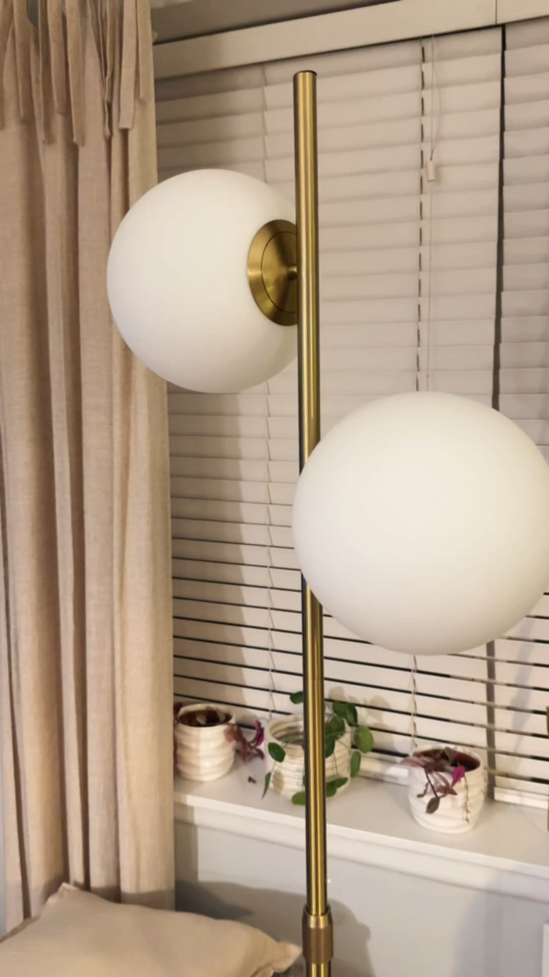 #ad Loving the contemporary charm of this adjustable tree floor lamp in a brass finish from @Lowes! Its minimalist style fits beautifully in my space. #LowesPartner

#LTKFindsUnder100 #LTKHome #LTKWatchNow