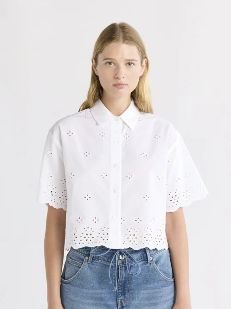 Cropped eyelet top

#LTKSaleAlert #LTKootd #LTKgrwm