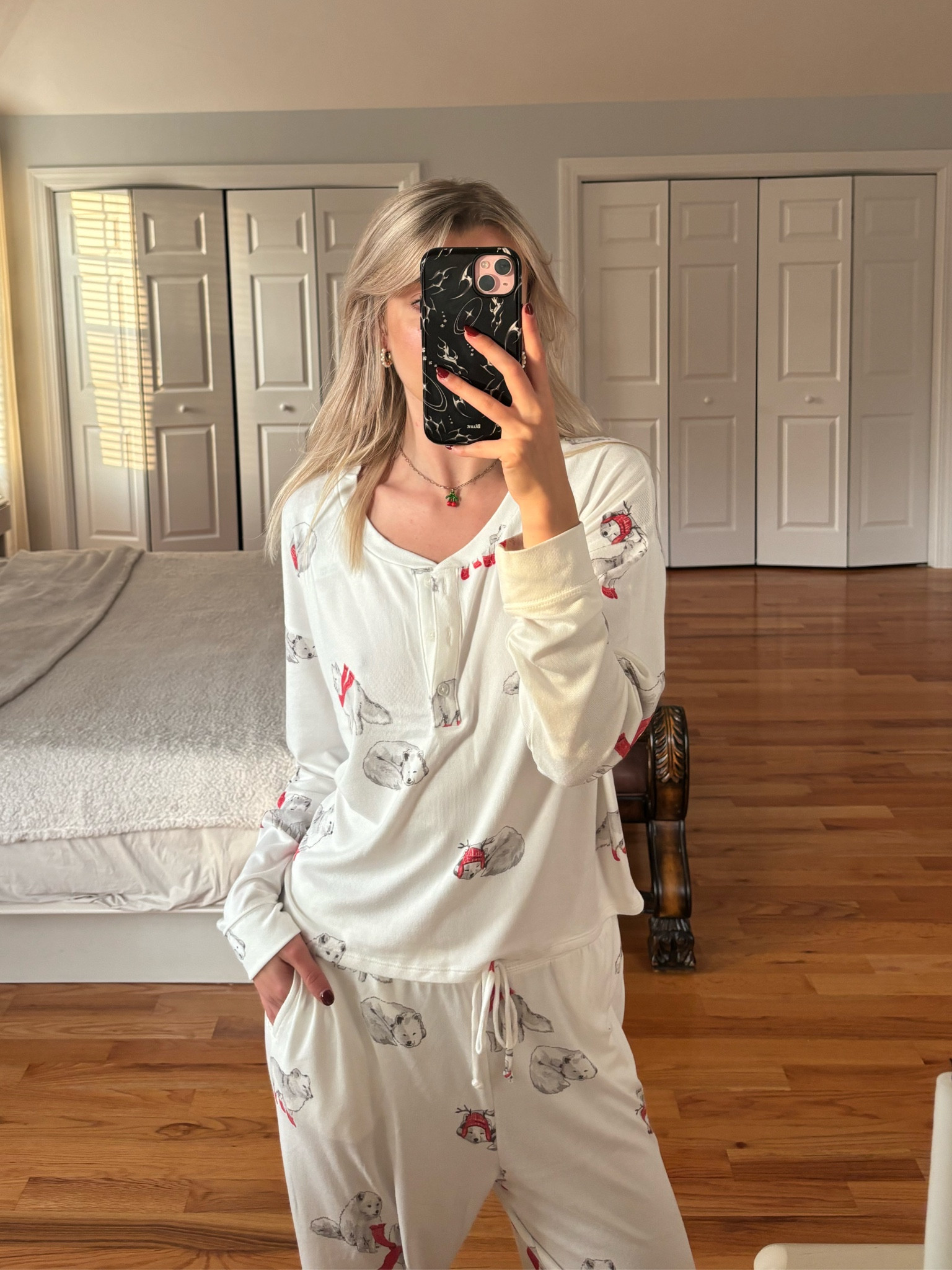 Hotel Kalinga Hollister Pj Set Kalinga Ashok Sweat A Capuche Bebe