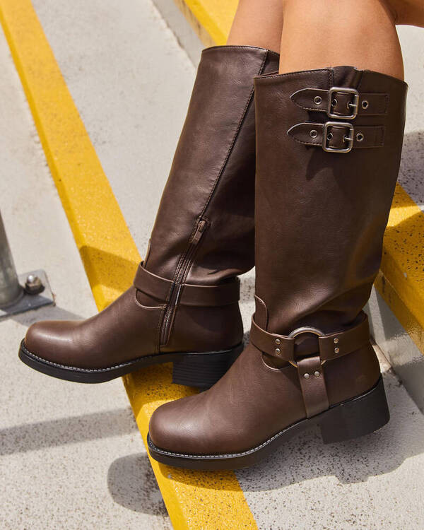 Walker Boots | City Beach (ANZ)