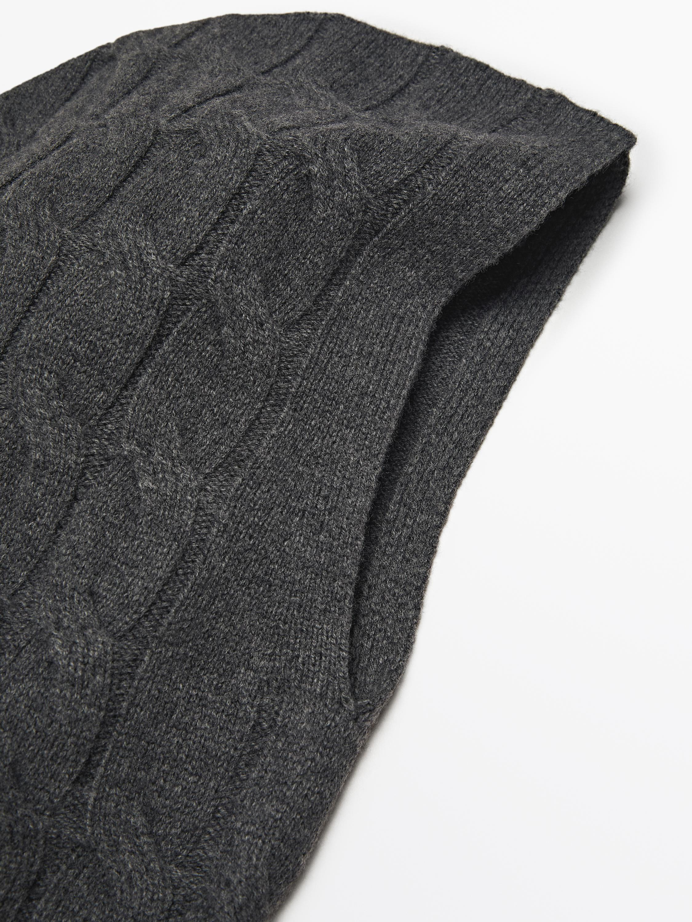 Balaclava mit Zopfmuster | Massimo Dutti DE