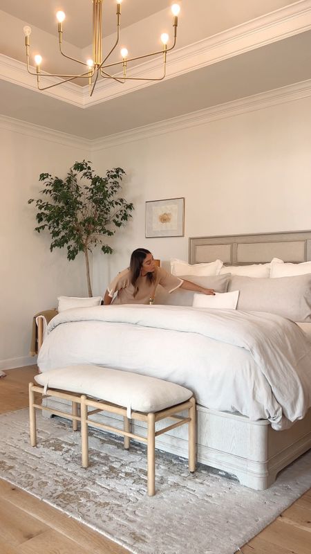 Obsessed (not exaggerating) with our new bedding sets from @cariloha - use my code ARI30 for 30% off your purchase - highly recommend their Bamboo sheets and we got their Linen Duvet cover in Oatmeal - I’ve linked everything below 


#LTKSeasonal #LTKhome