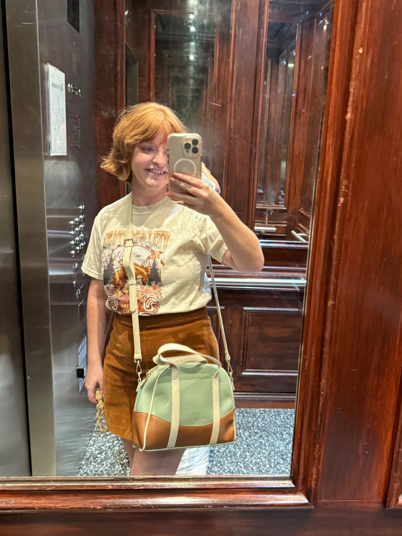 Stepping into fall weather with my latest purse obsession—fall essentials, but make it chic 🍂👜 #FallStyle #LTKFinds

#LTKPetite #LTKFindsUnder50 #LTKFallSale