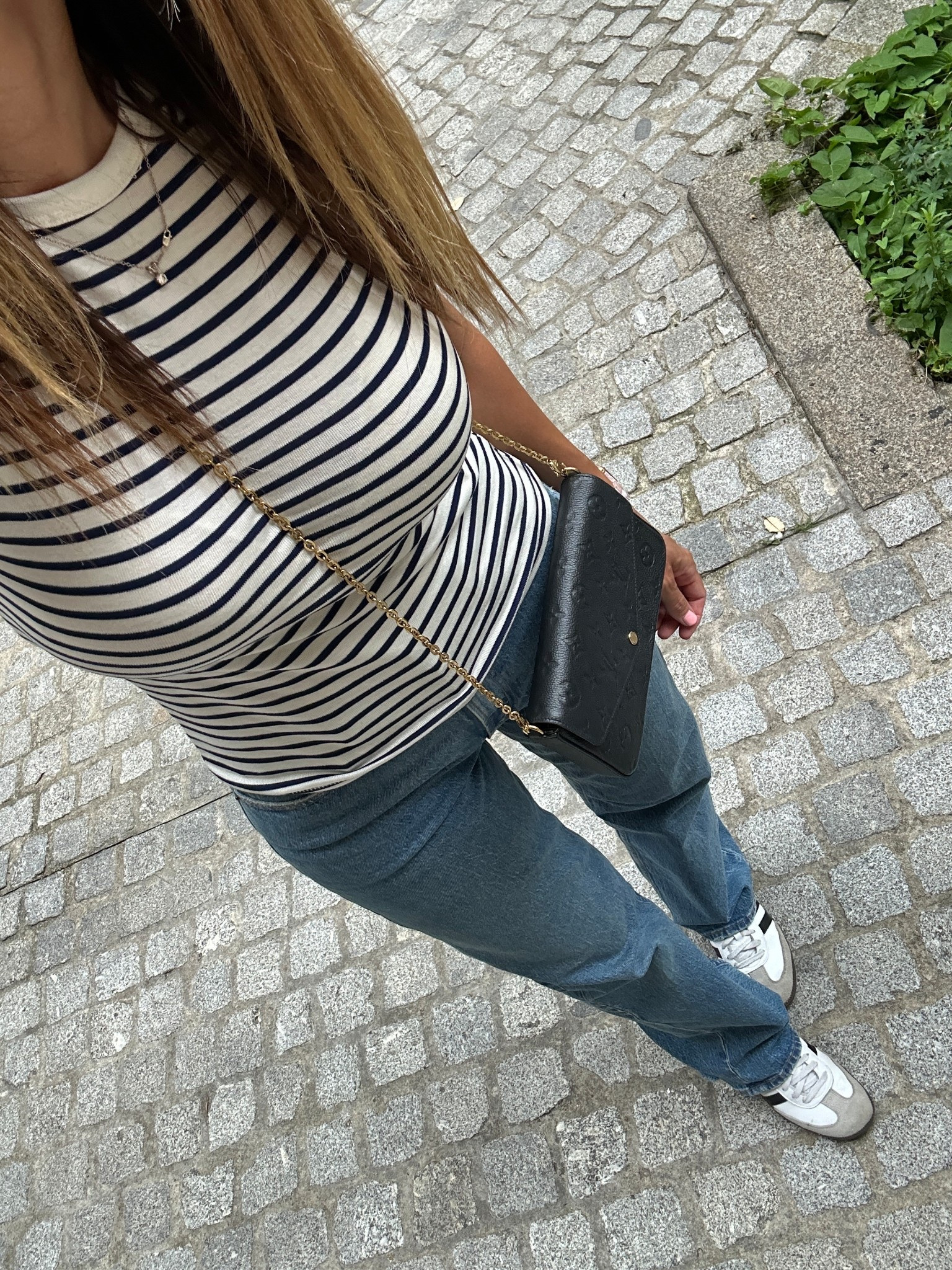 Paris #ootd 🖤

#abercrombie #zara #stripes #jeans #paris #parisoutfit #casualoutfit #sambas #LV #feliciepochette 

#LTKStyleTip #LTKTravel #LTKFindsUnder100