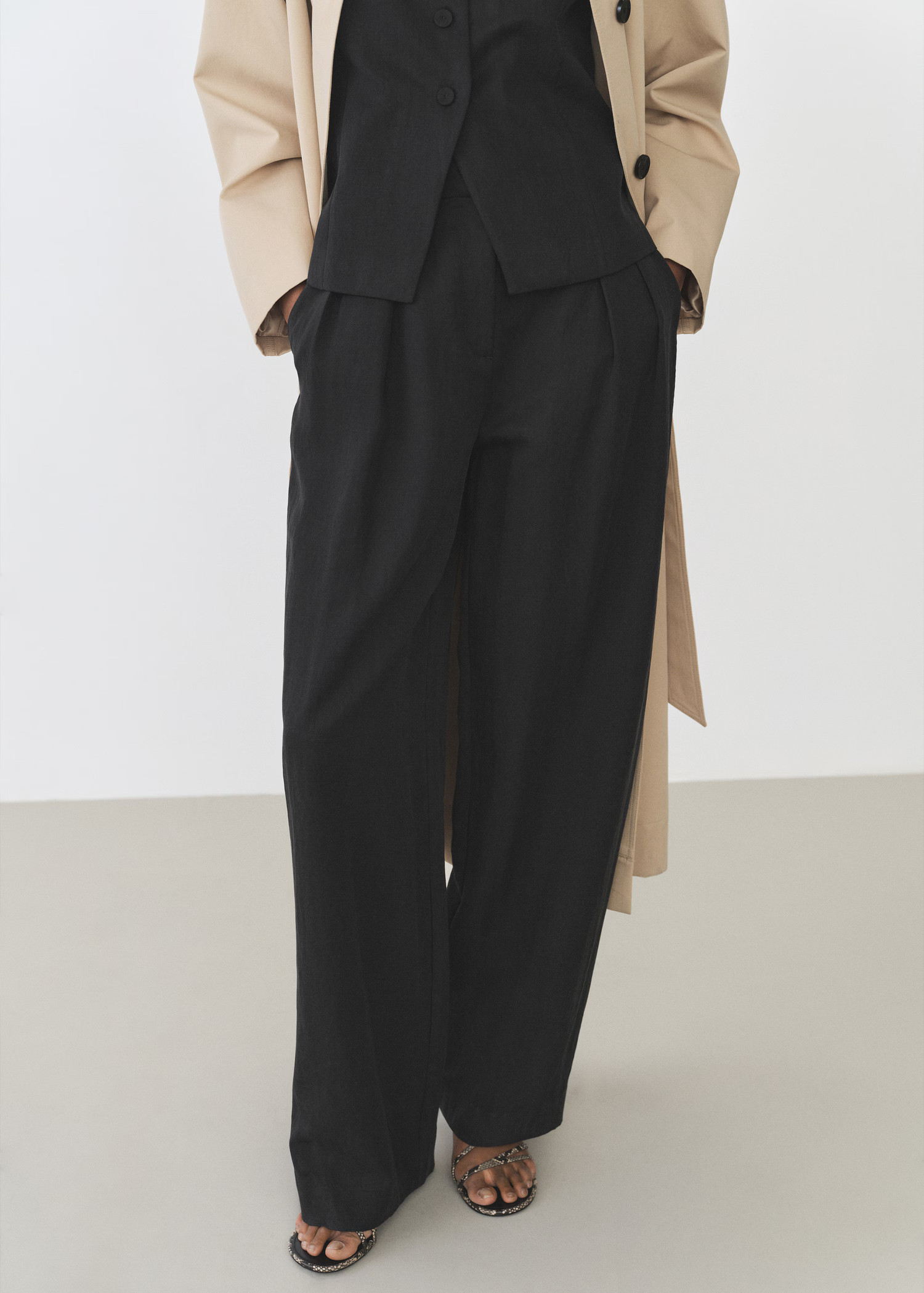 Straight lyocell suit trousers - Women | MANGO United Kingdom | MANGO (UK)