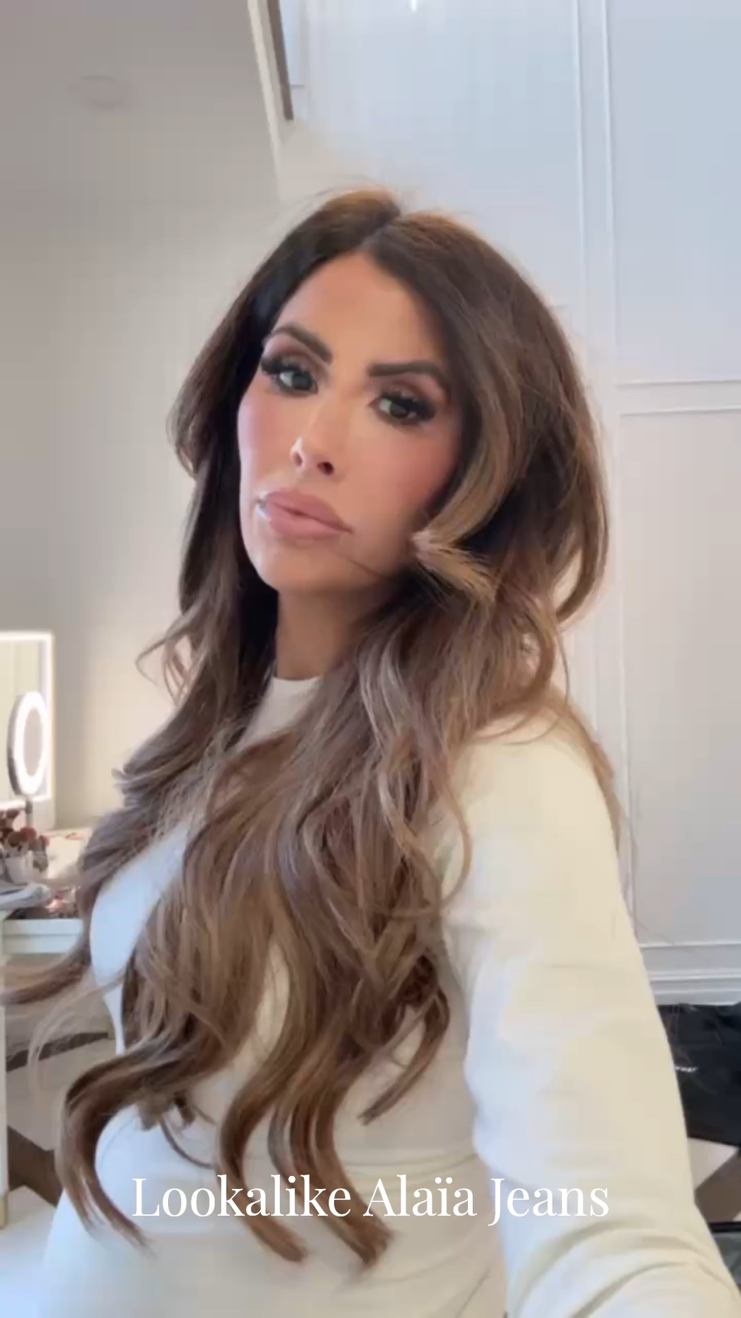 These Zara jeans for $80 look like these Alaïa Jeans that are $1500! 
I got a size 4 so I can wear them after pregnancy! 
Wearing a size large in white top. 

Save or Splurge, Alaïa jeans, Zara Jeans, Barrel Jeans, High waist Balloon Jeans, Zara finds, Zara fashion, Emily Ann Gemma

#LTKstorytime #LTKFindsUnder100 #LTKootd