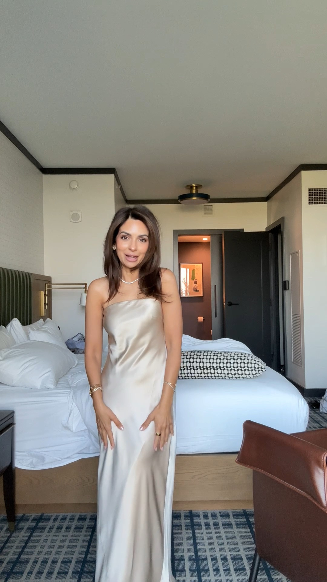 LTK post 
One of those dresses that just works. 🤍 This @quince midi is made from 100% washable silk, comes in so many gorgeous colors, & the fit is incredibly flattering. Easy, elevated, and perfect for everything from dinner to events! #quincepartner

#LTKCon #LTKgrwm