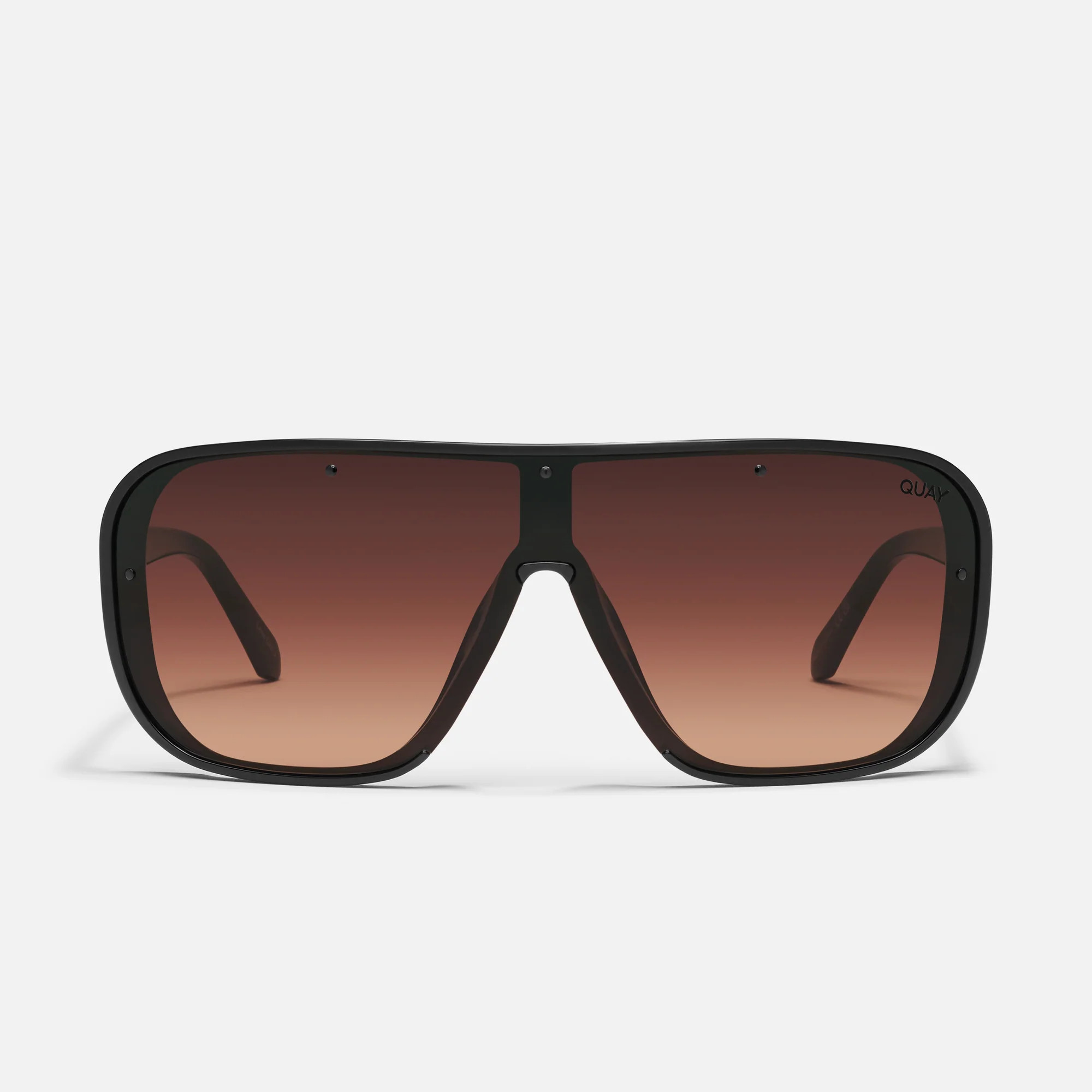 CENTER STAGE | Quay Australia