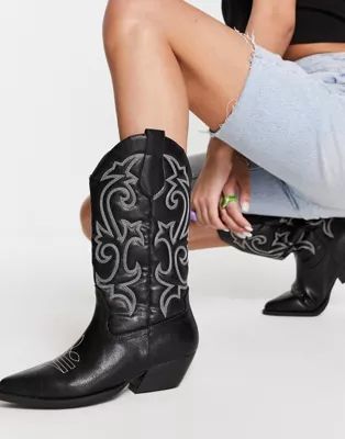 ASOS DESIGN Andi flat western boots in black | ASOS (Global)