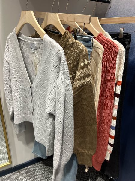 Sweaters & denim from the Evereve collection. All on sale for Labor Day! 

#LTKstyletip #LTKsalealert #LTKSeasonal
