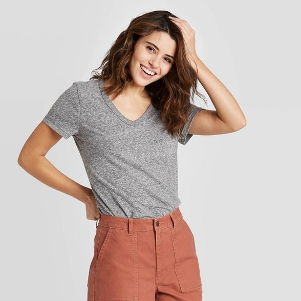 Women's Short Sleeve V-Neck T-Shirt - Universal Thread™ Heather Gray | Target