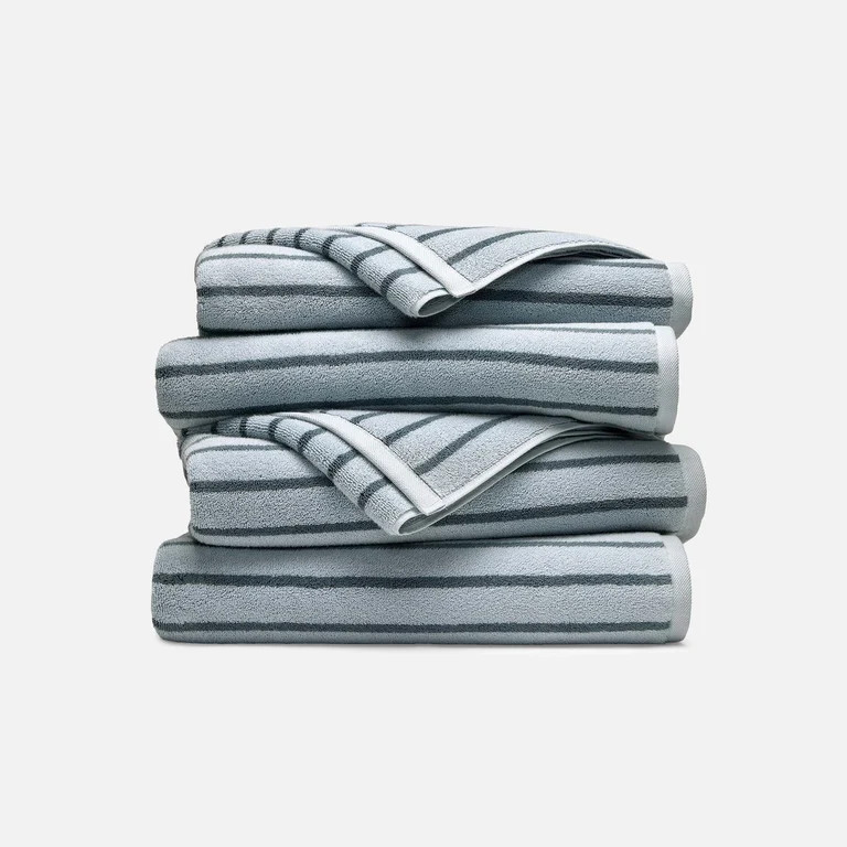 Super-Plush Set of 4 Bath Towel Bundle | Brooklinen