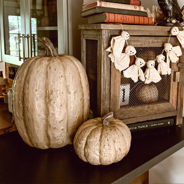Harvest House Pumpkin Tabletop Decor | Antique Farm House