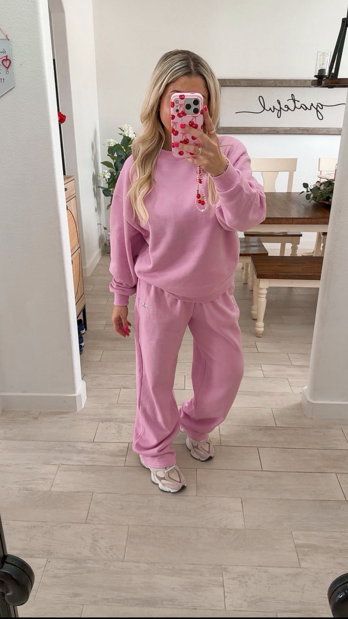 OOTD 
Alo candy heart pink smal
New balance sneakers tts

#LTKValentine #LTKootd