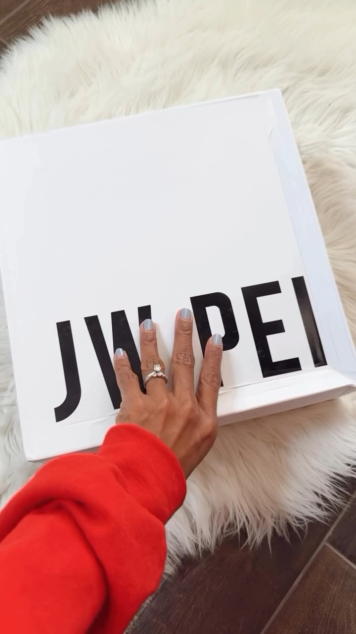 Vegan leather bags under $100!!

#LTKstyletip #LTKfindsunder100 #LTKitbag