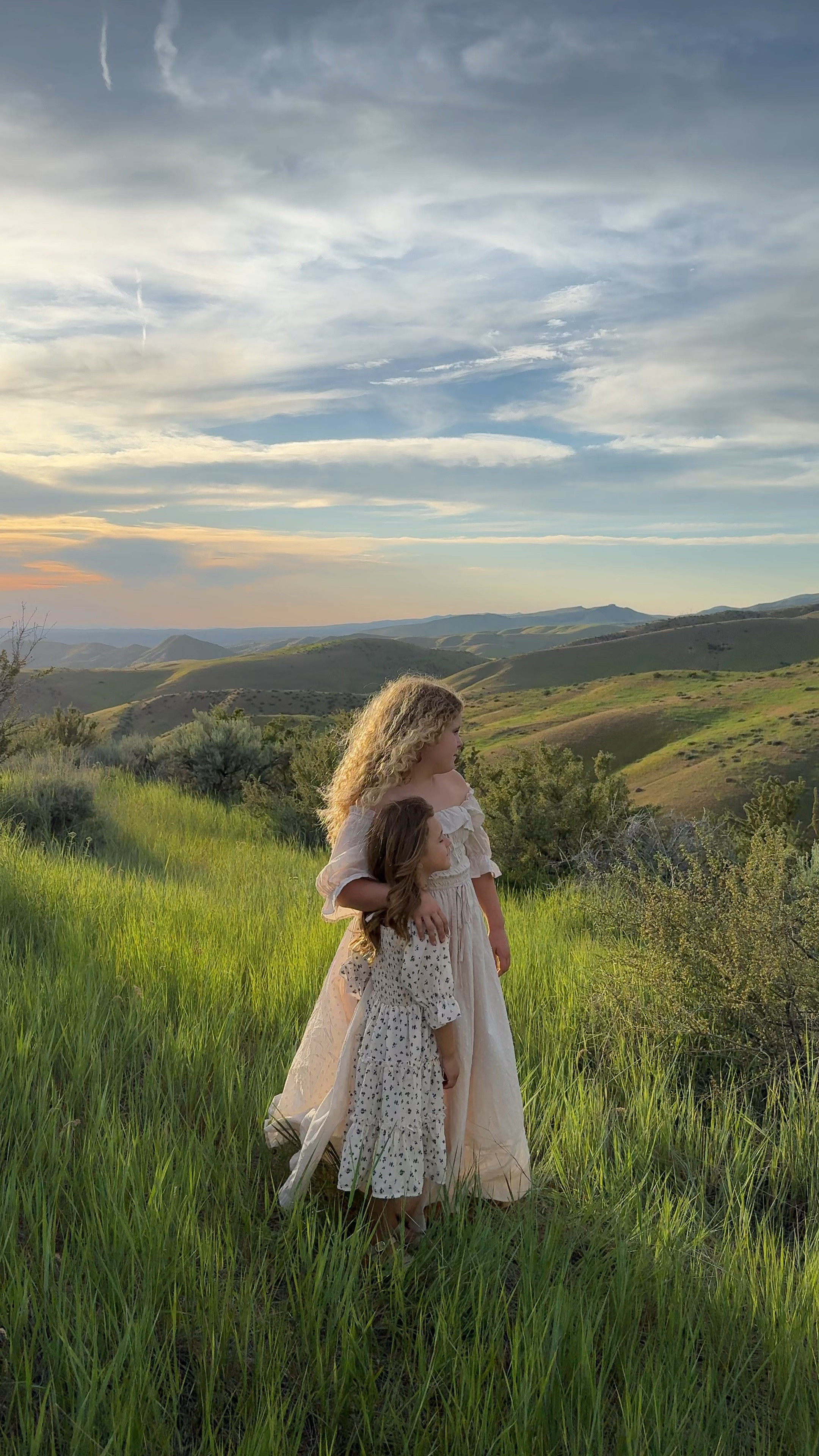 Field photoshoot outfits #simpleliving #cottage #field #flowers #matchingoutfits 

#LTKFamily #LTKKids #LTKStyleTip