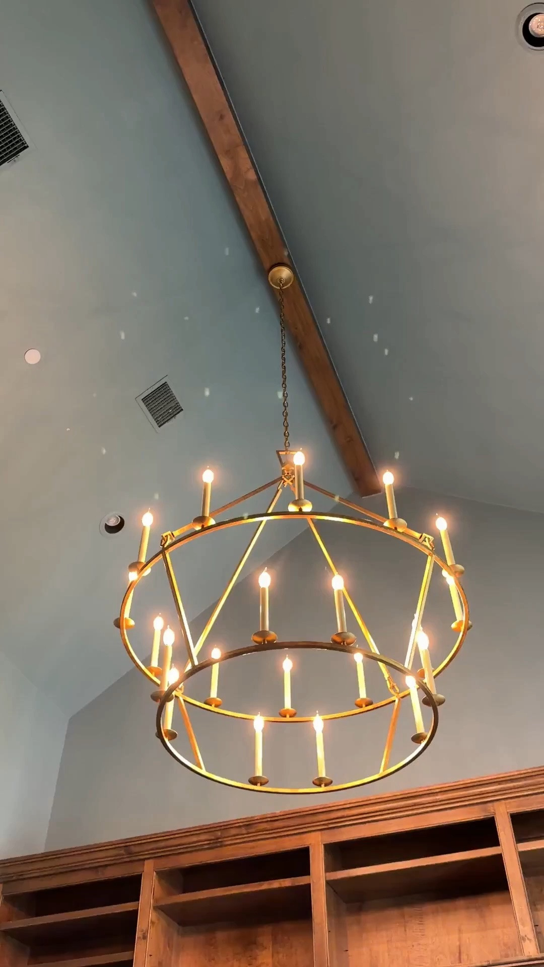 Gorgeous new light in my office! I have the gilded iron. The darlana two tier

#LTKHome #LTKSeasonal #LTKgrwm