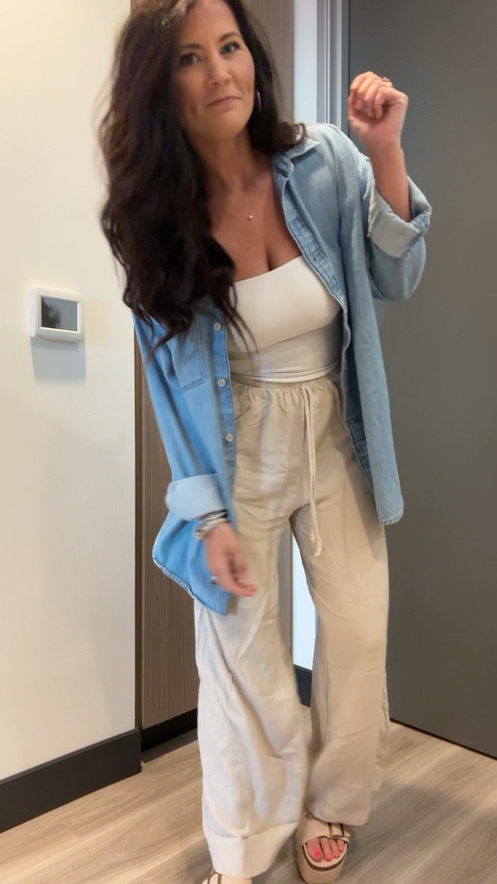 Majority of my outfit is old but linked what I could and added in some items that are really close to what I’m wearing ✨🖤