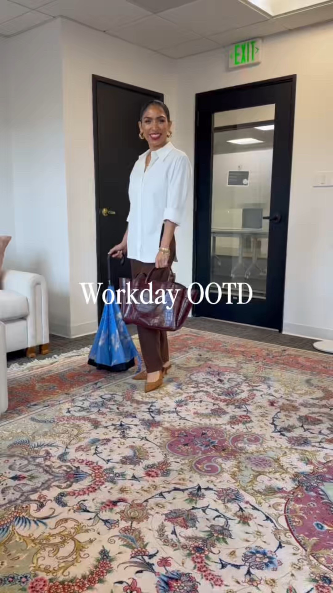 Workday style, but still giving effortless polish. ✨ 

I couldn’t track down the exact shirt or bag, so I added some similar options you’ll love below!

#LTKWorkwear #LTKmorningroutine #LTKootd