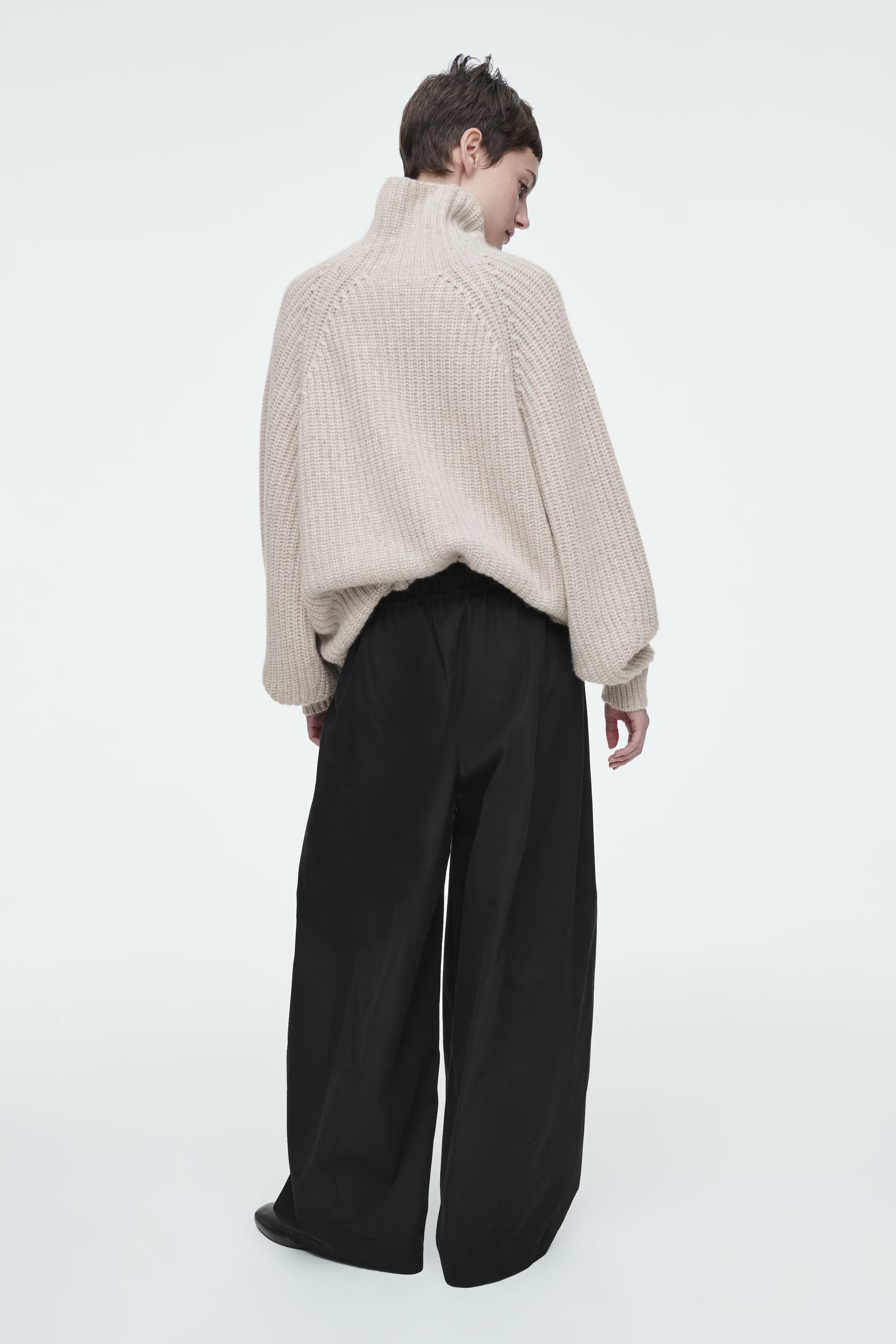 ELASTICATED BARREL-LEG pants - BLACK | COS (AU)