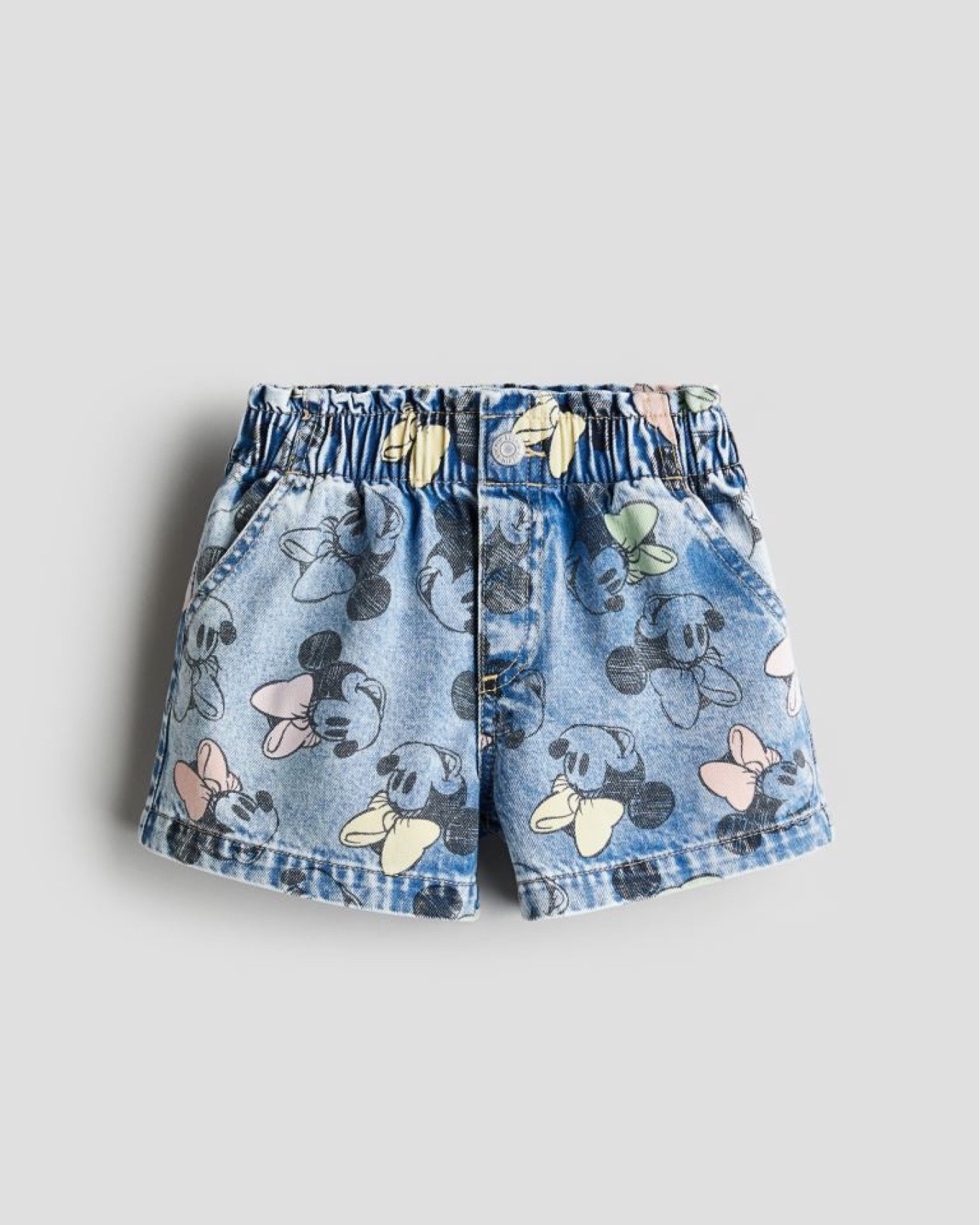 STOPPPP CUTEST JEAN SHORTS! 

kids, Minnie jeans, Disney outfit 

#LTKKids #LTKBaby #LTKTravel