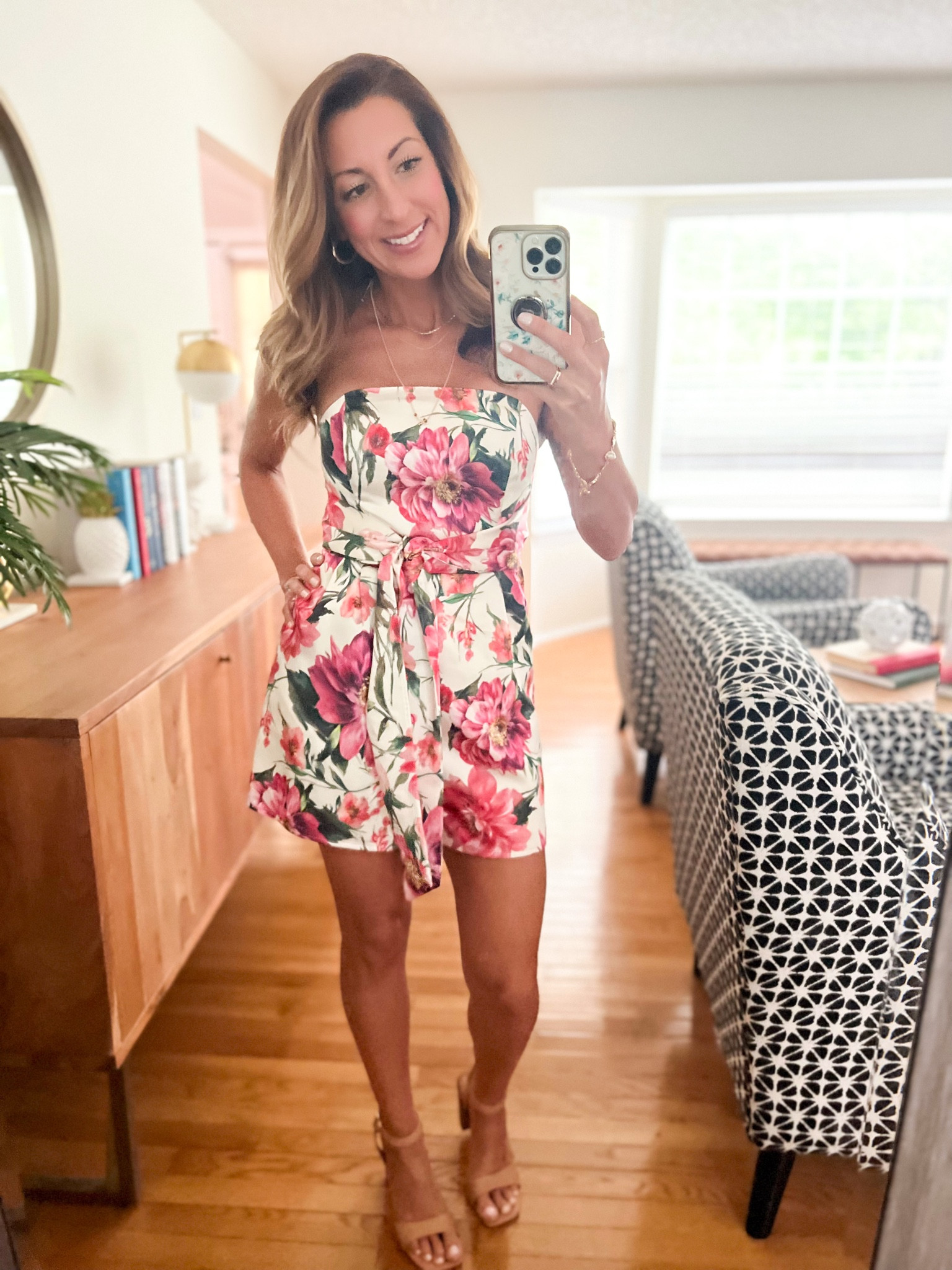 In LOVE with this satin floral romper ❤️ And of course it’s on sale the day after I bought it lol. I’m wearing a size 2.

#expressfashion #formalwear #weddingguest #bridalshower #romper #formalromper 

#LTKsalealert #LTKwedding #LTKunder100