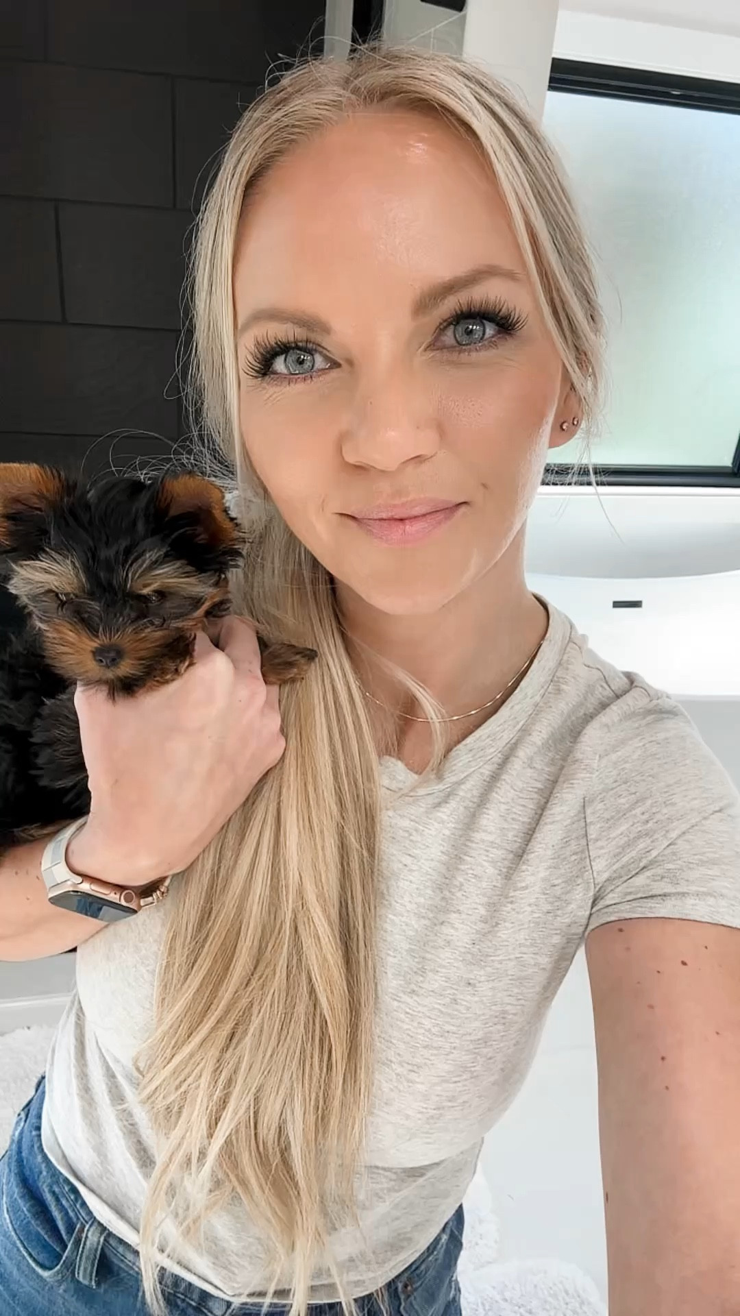 These glueless lashes are so good! They are so easy to put on and look so good! 
.
.
Lashes kiss impress 

#LTKbeauty #LTKFind #LTKstyletip