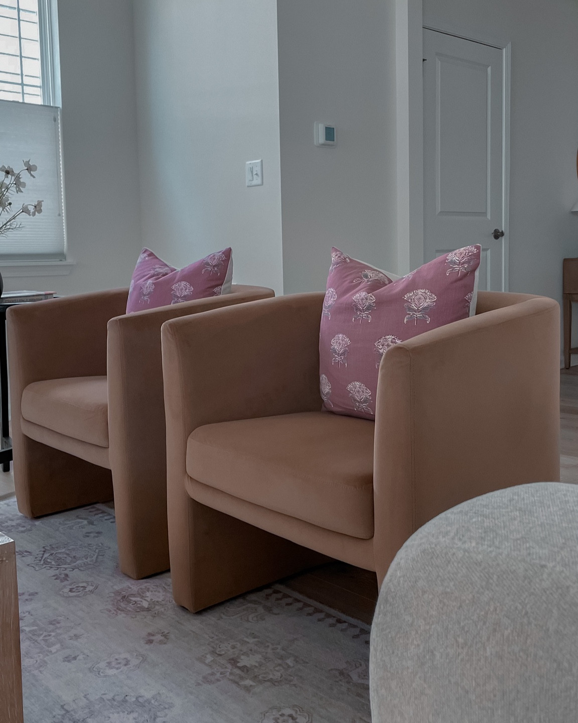 Accent chairs /Barrel Chairs  #ltkhome #ltkfurniture #ltkchair #ltkpillow

#LTKFind #LTKSeasonal #LTKhome