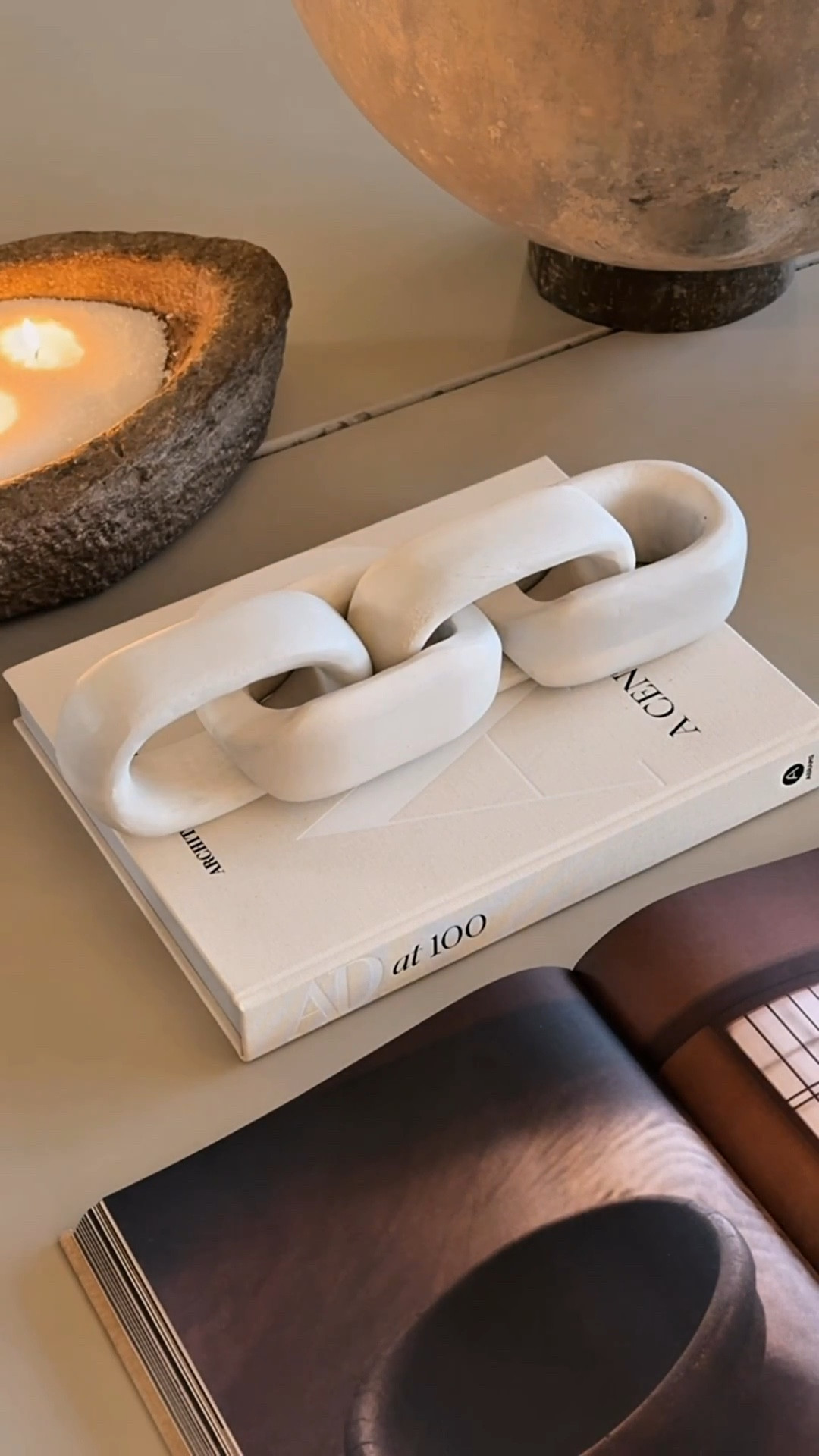  This marble chain link is a perfect accent piece for coffee table styling! 

Modern. Home decor. Coffee table styling. Home accents. Amazon home finds. Home decor inspiration. Decorate with me  

 

#LTKFindsUnder50 #LTKFindsUnder100 #LTKHome