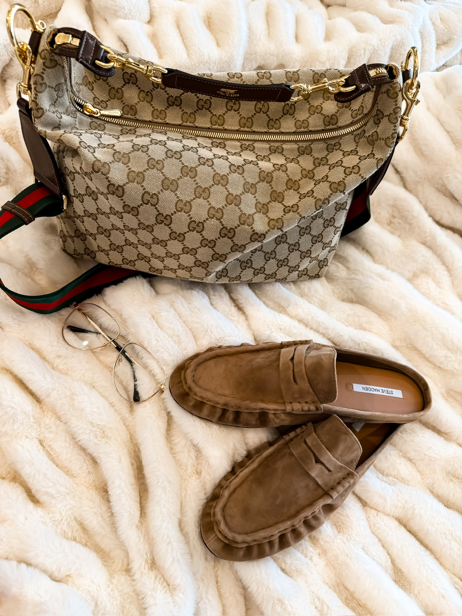 Mom must haves! This bag is so chic and stylish. Love these shoes perfect for work, casual date nights, or comfortable everyday shoe.
Mom approved shoes brown tote bags women's fashion elevated style mom life style shoes outfit of the day busy mom comfortable work wear date nights brown shoes Themominstylee 

#LTKActive #LTKWorkwear #LTKmomlife