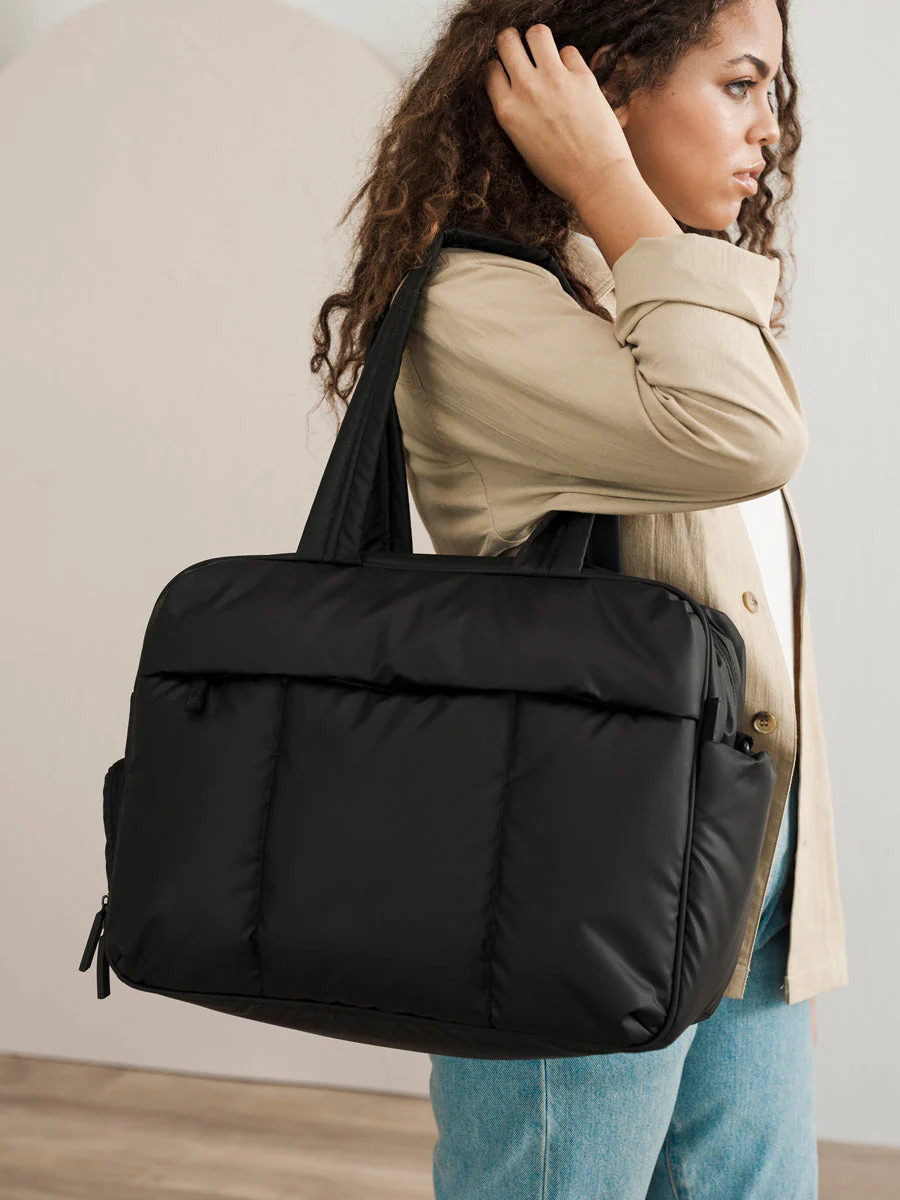 Luka Duffel in Matte Black | CALPAK
