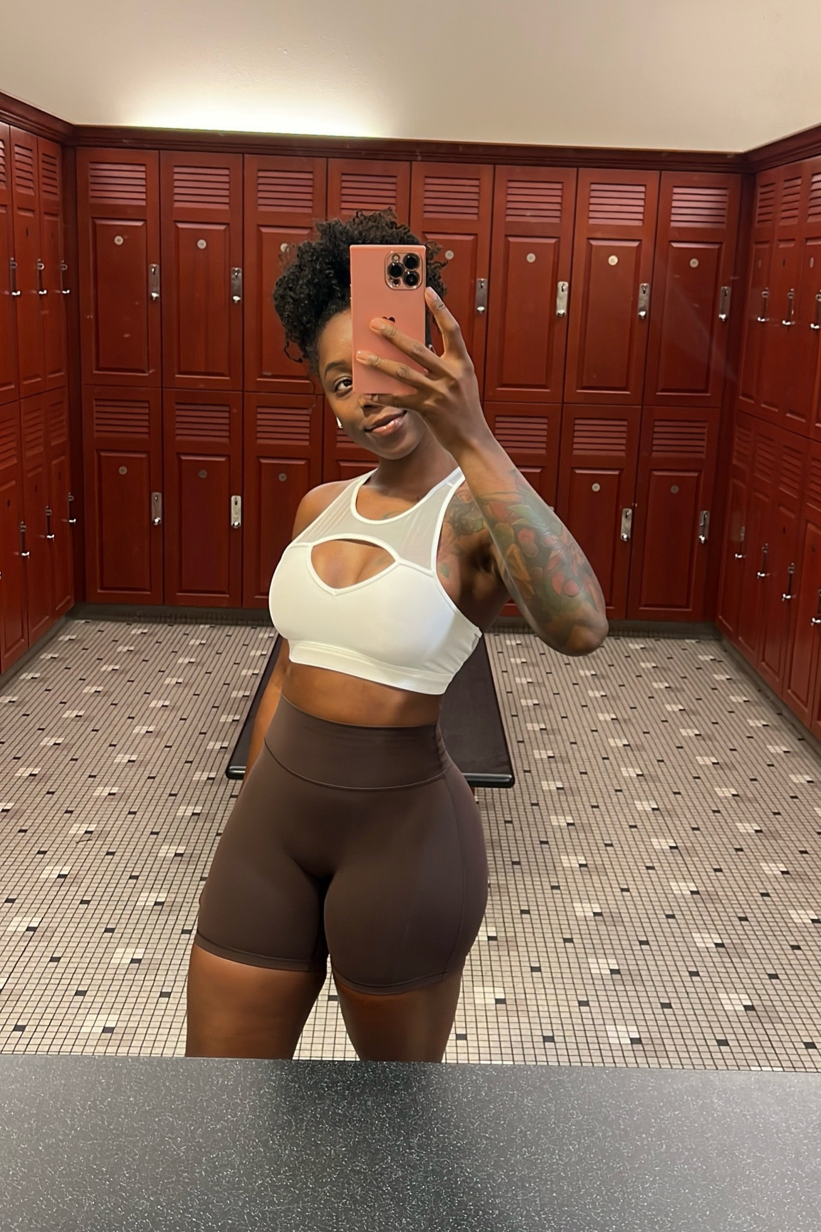 Buff Bunny on my body for today’s session 🐰

#LTKFitness #LTKFindsUnder100 #LTKActive