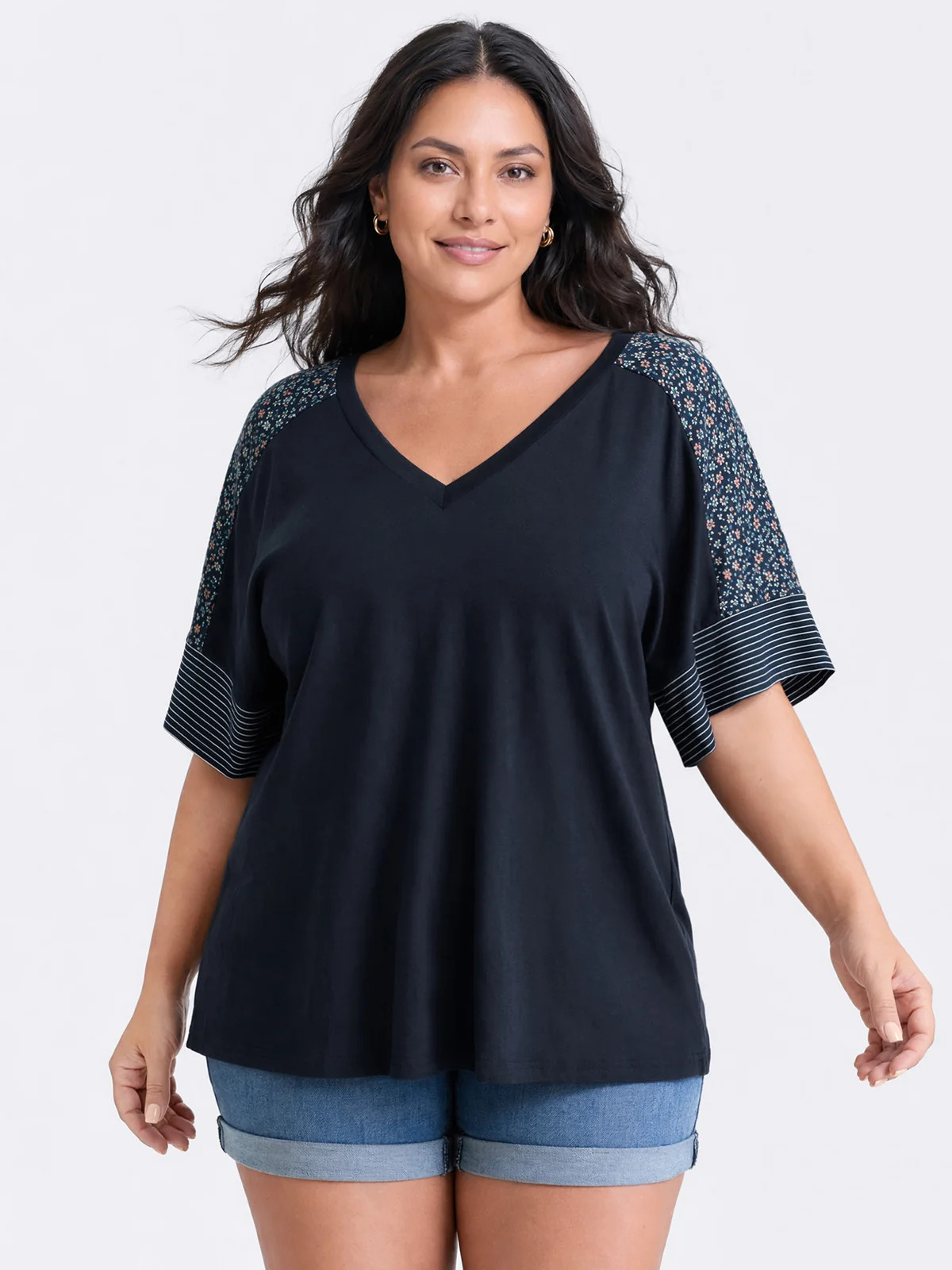 Supersoft Color Contrast Sleeve V-Neck T-Shirt | Bloomchic