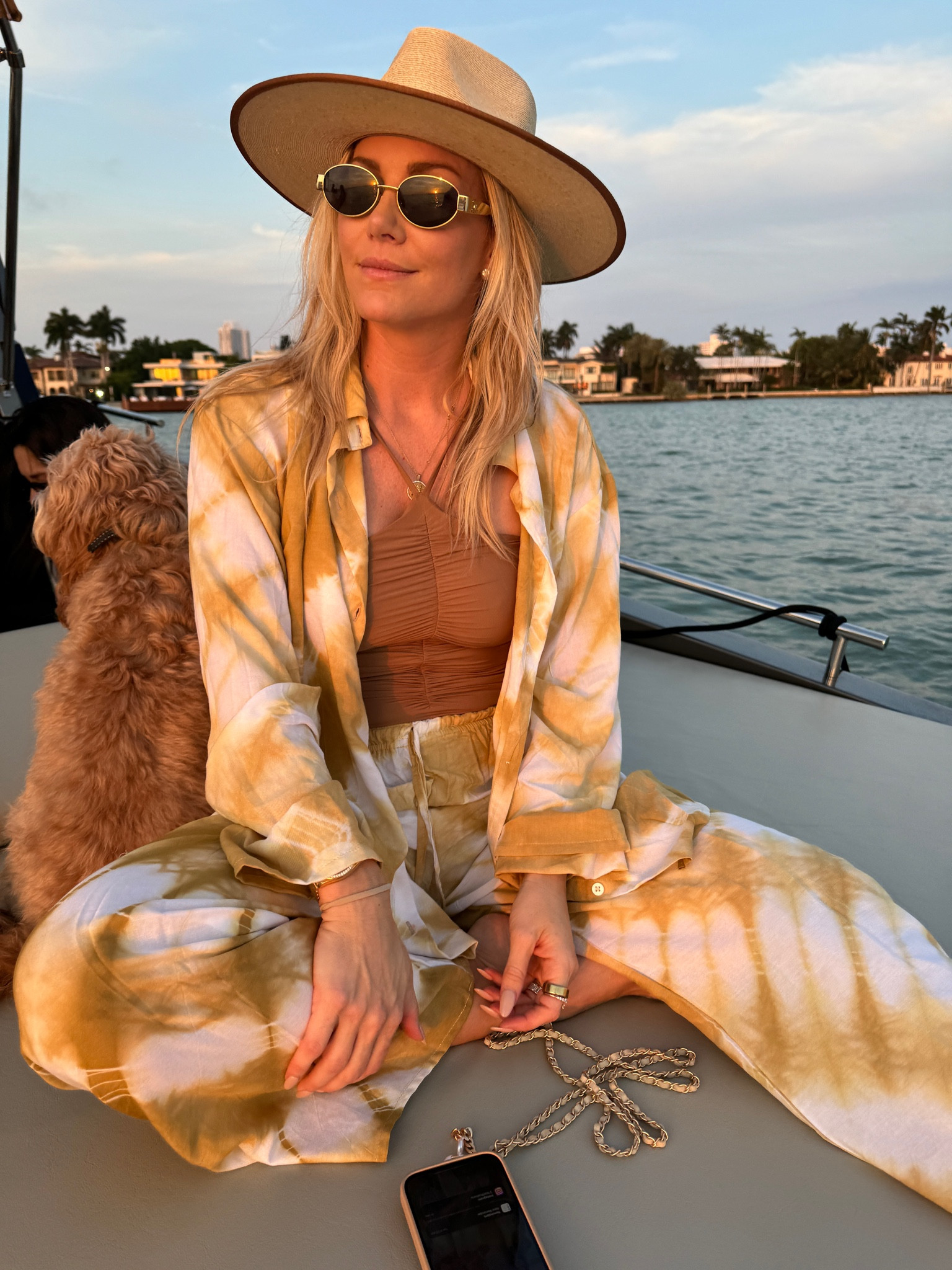 Set dropping soon from Pura Vida x Sunchasers. These hat and sunnies are my favorite 

#LTKstyletip
