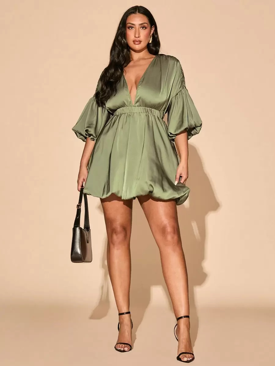 SHEIN BAE Plus Size Green Deep V-Neck Bud Shape Elastic Waist Sexy And Sweet Mini Dress Suitable ... | SHEIN