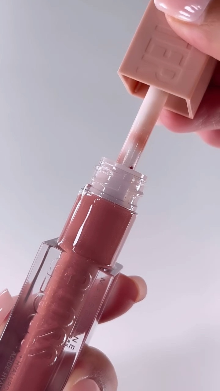 Gloss Lift Maybelline✨