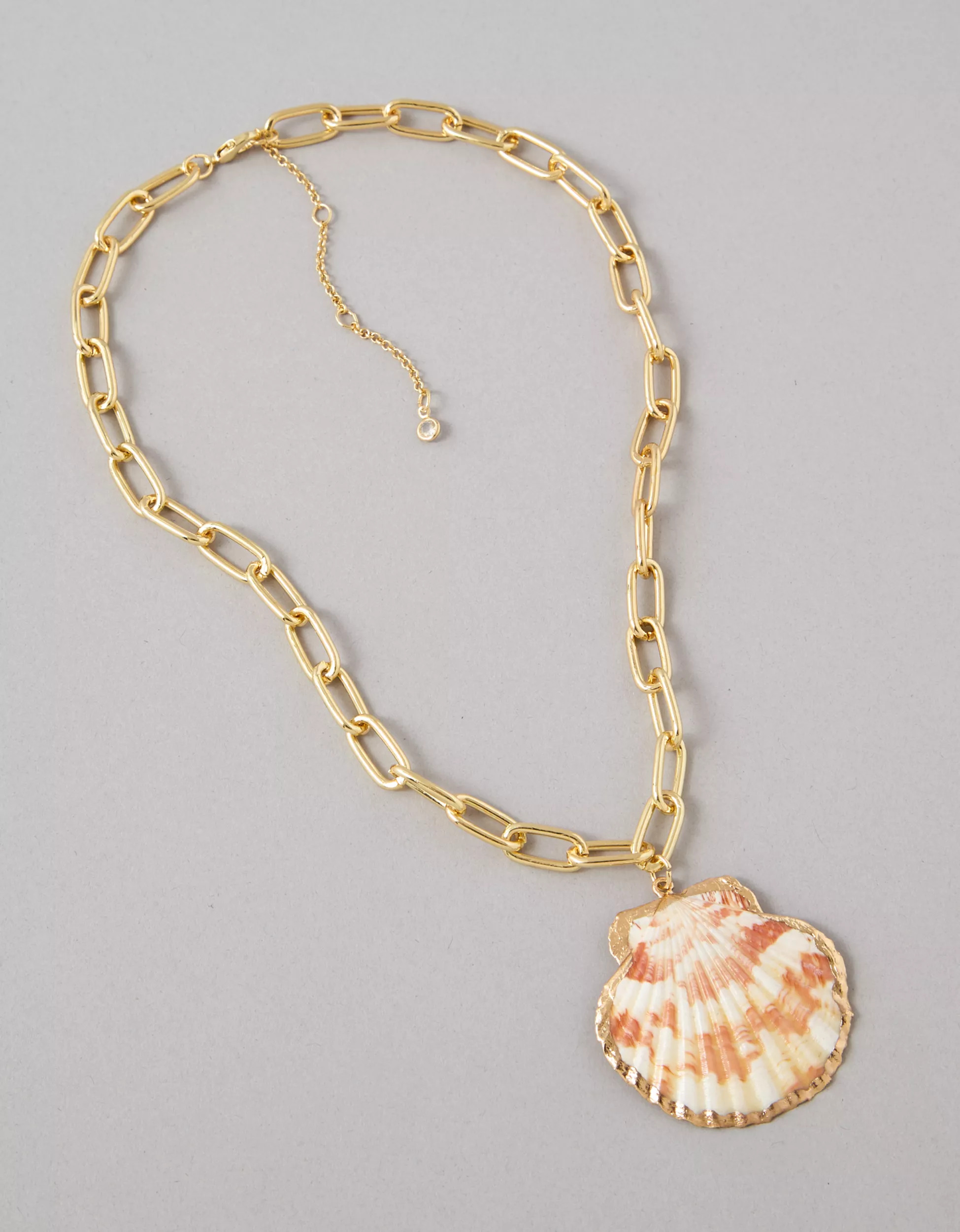 AEO Shell Pendant Necklace | American Eagle Outfitters (US & CA)